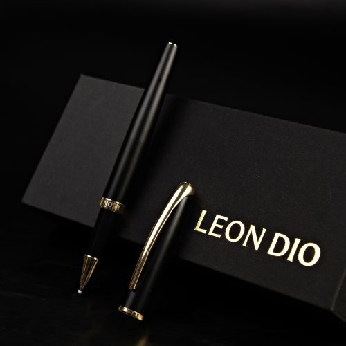 GiftSet Cao Cấp Sang Trọng Sổ Leon Dio Vươn Xa Biển Lớn - Bút The Classic Matte Hill Black - Hình ảnh 5