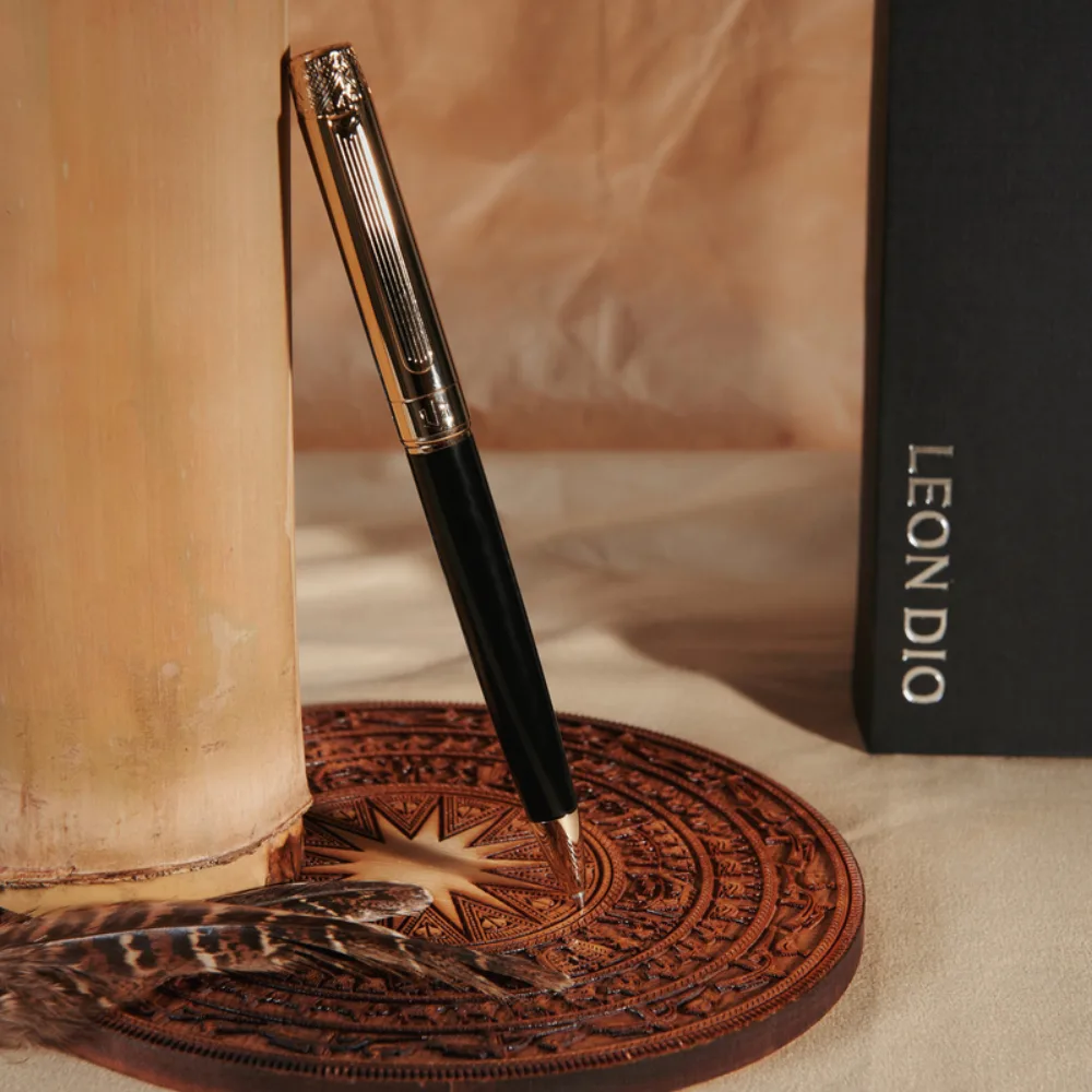 Bút ký Leon Dio Âu Lạc Giao Chỉ họa tiết Trống Đồng